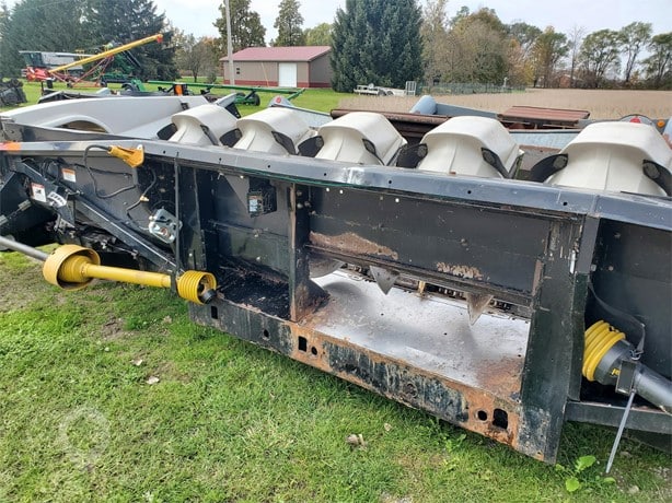 2004 AGCO Header - Row Crop for sale — view 3