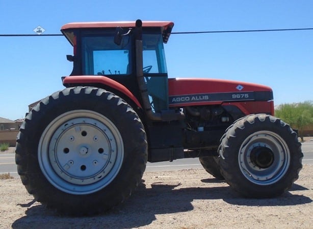 1994 AGCO Allis Tractor - Wheel for sale — view 2