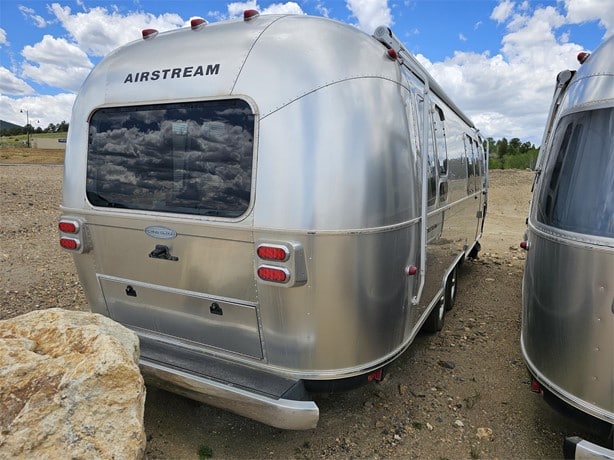 2011 Airstream 25FB Travel Trailer for sale — view 2