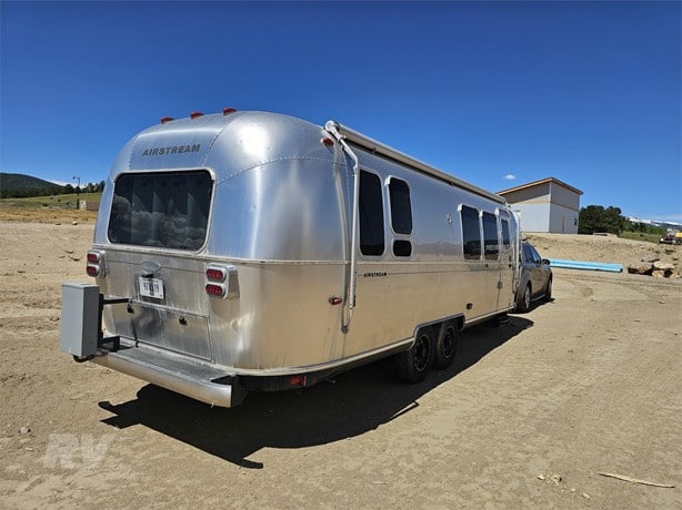2010 Airstream 28RB Travel Trailer for sale — view 4
