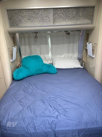 2019 Airstream Serenity 30RB Travel Trailer for sale — view 2