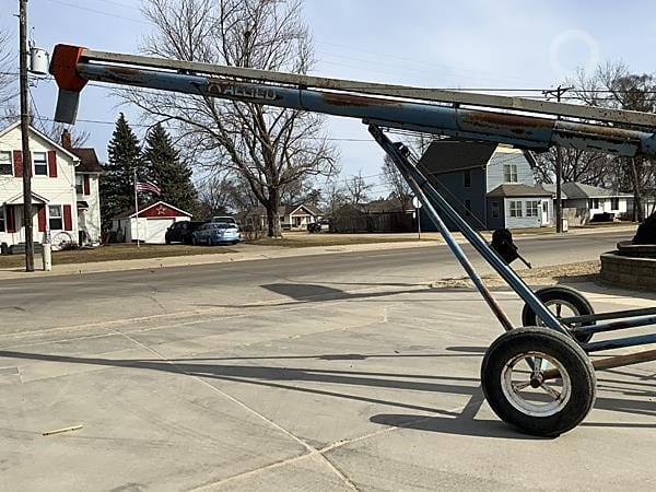 Allied 8X46 Grain Auger for sale — view 2