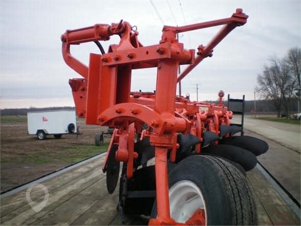 Allis-Chalmers Tillage - Plough for sale — view 4