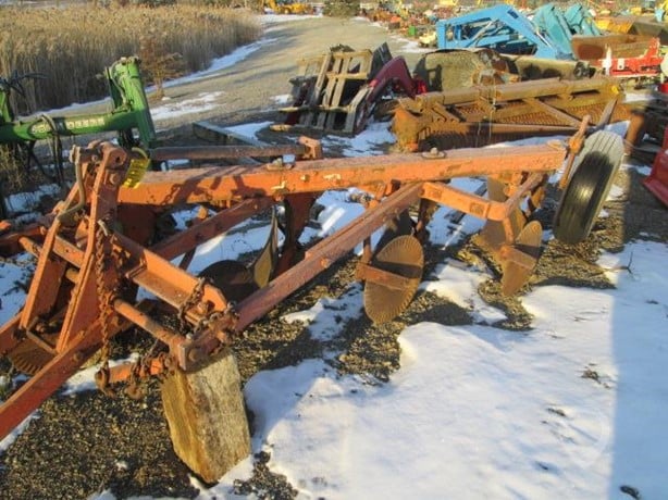 Allis-Chalmers Tillage - Plough for sale — view 3