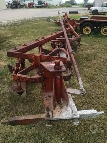 1975 Allis-Chalmers Tillage - Plough for sale