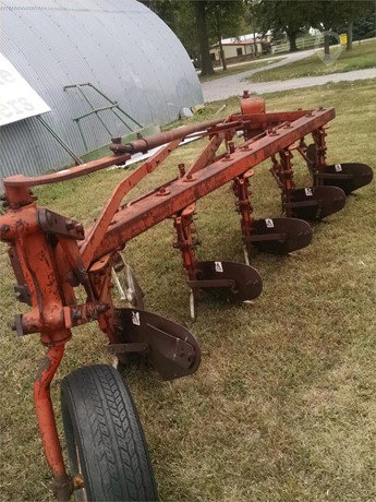 1975 Allis-Chalmers Tillage - Plough for sale — view 2