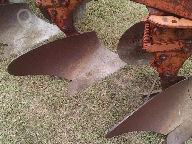 1975 Allis-Chalmers Tillage - Plough for sale — view 3