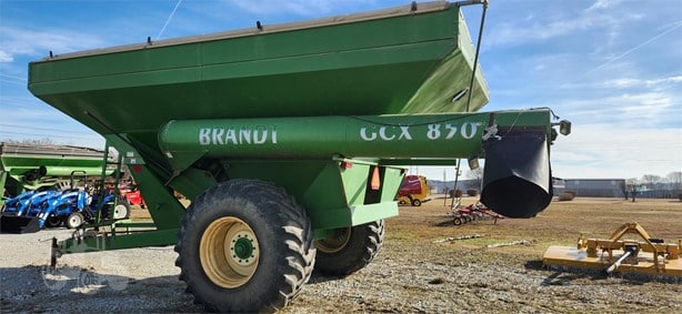 2011 Brandt GCX850 Grain Cart for sale — view 2