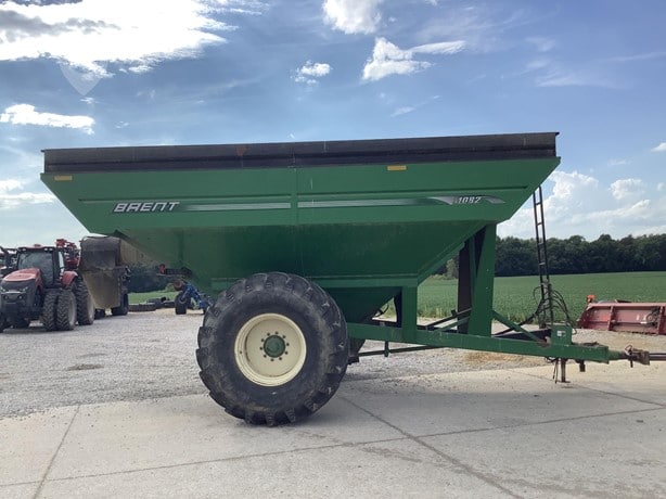2010 Brent Grain Trailer for sale — view 2