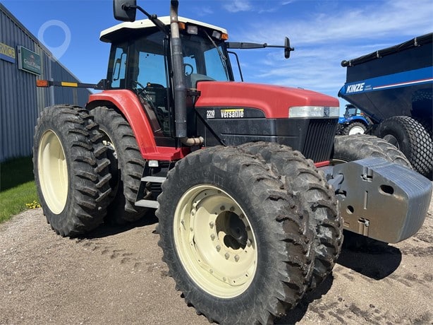 2004 Buhler Versatile Tractor - Wheel for sale