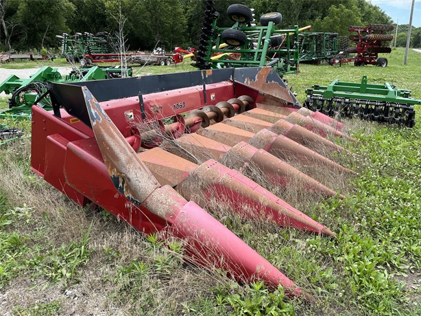1989 Case IH Header - Row Crop for sale — view 2