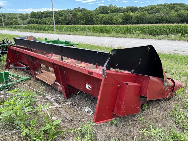 1989 Case IH Header - Row Crop for sale — view 3