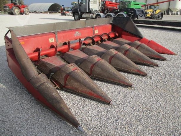 1987 Case IH Header - Row Crop for sale — view 3