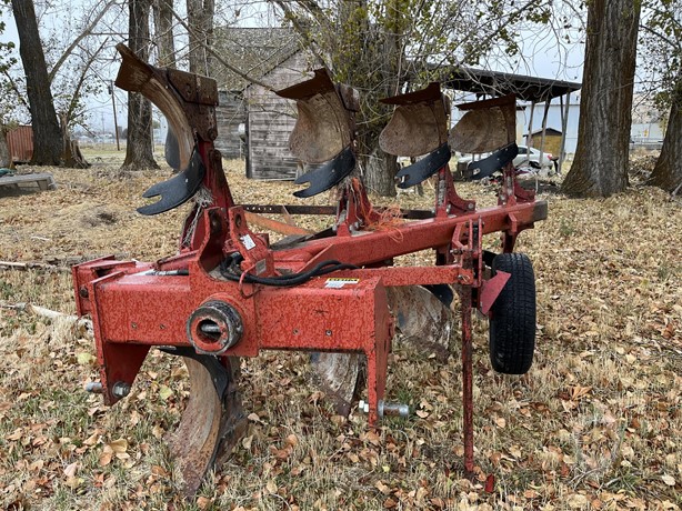 2000 Case IH Tillage - Plough for sale