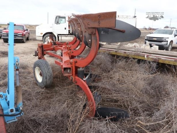 1989 Case IH Tillage - Plough for sale — view 4
