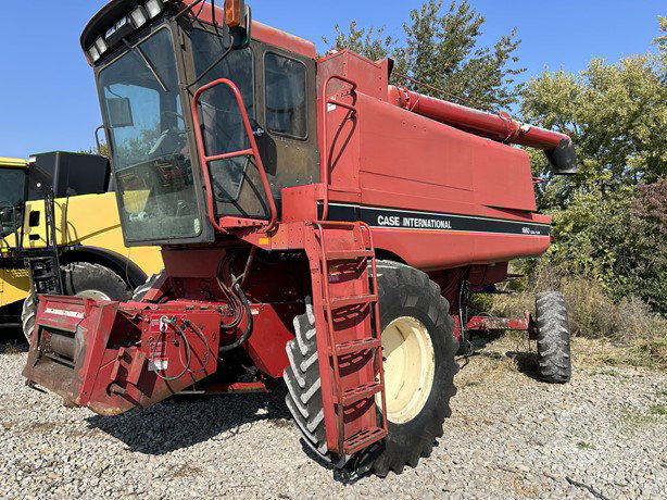 Case IH Combine Harvester for sale — view 2