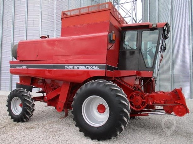 1991 Case IH Combine Harvester for sale — view 2