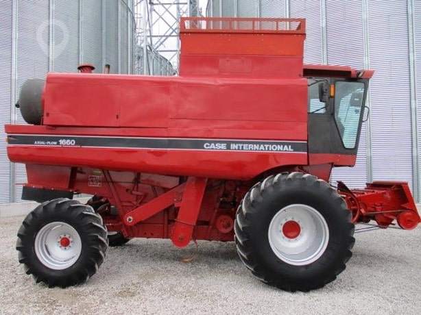 1991 Case IH Combine Harvester for sale — view 4
