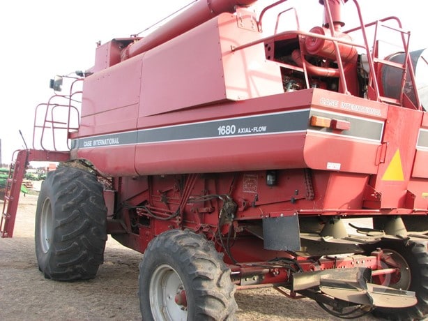 1990 Case IH Combine Harvester for sale — view 4