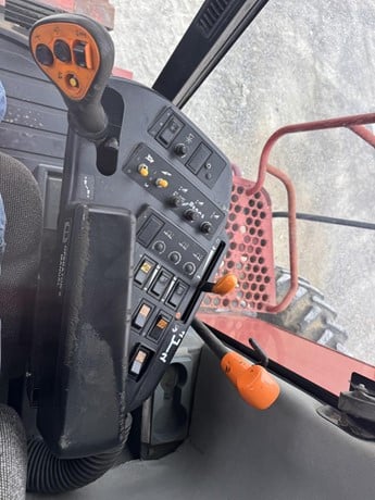 1995 Case IH Combine Harvester for sale — view 2