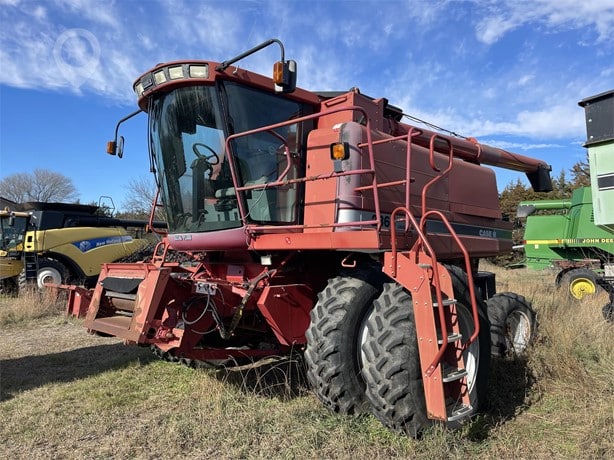 1998 Case IH Combine Harvester for sale