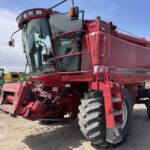 2002 Case IH Combine Harvester for sale — view 2