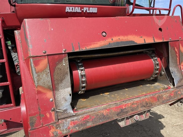 2002 Case IH Combine Harvester for sale — view 4