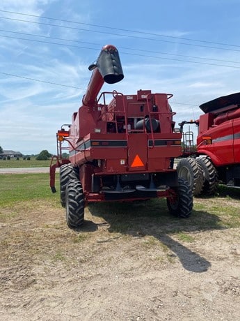 2006 Case IH Combine Harvester for sale — view 3