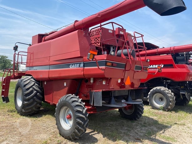 2006 Case IH Combine Harvester for sale — view 4