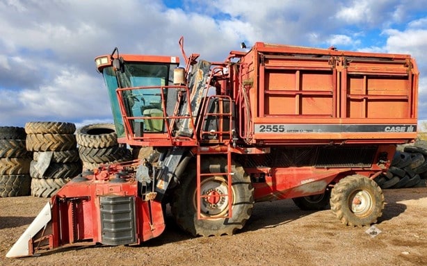 2007 Case IH Cotton Picker for sale — view 2