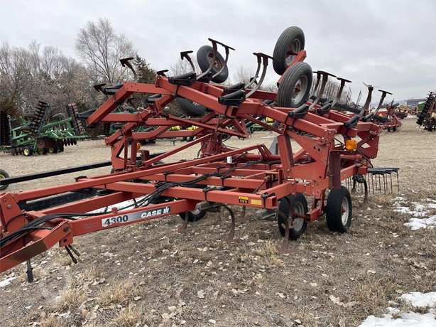 Case IH Tillage - Cultivator for sale