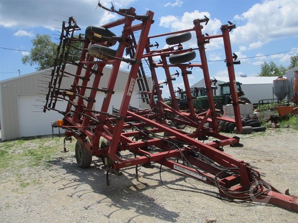 Case IH Tillage - Cultivator for sale