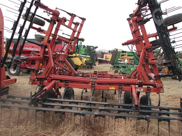 Case IH Tillage - Cultivator for sale — view 2