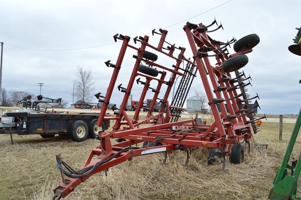 Case IH Tillage - Cultivator for sale — view 2