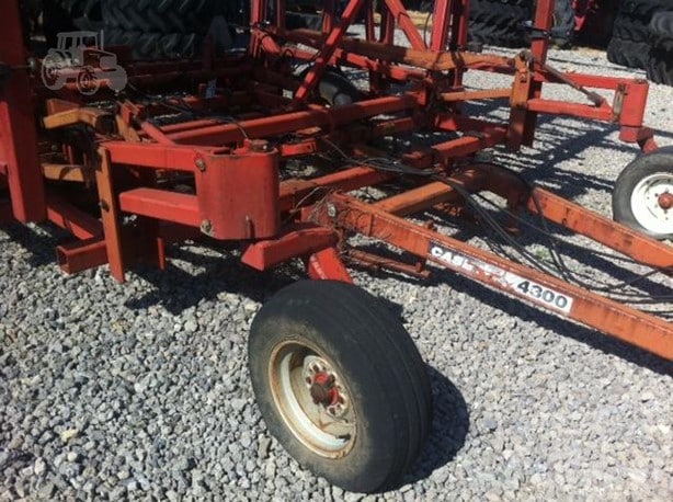 1997 Case IH Tillage - Cultivator for sale — view 2