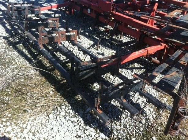 1997 Case IH Tillage - Cultivator for sale — view 3