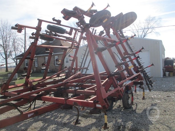Case IH Tillage - Cultivator for sale — view 2