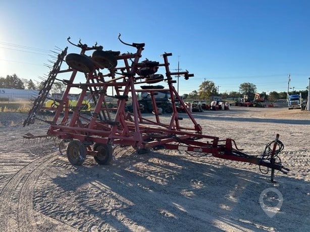 Case IH Tillage - Cultivator for sale — view 3