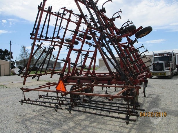 Case IH Tillage - Cultivator for sale — view 3