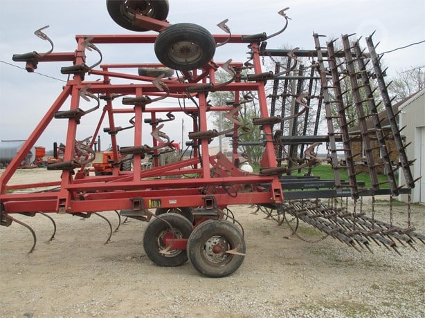 Case IH Tillage - Cultivator for sale — view 3