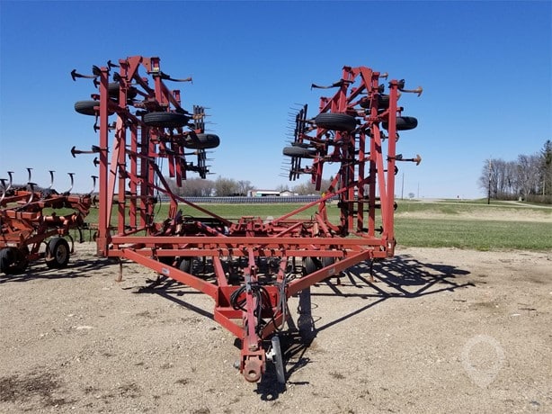 Case IH Tillage - Cultivator for sale — view 2