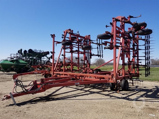 Case IH Tillage - Cultivator for sale — view 3