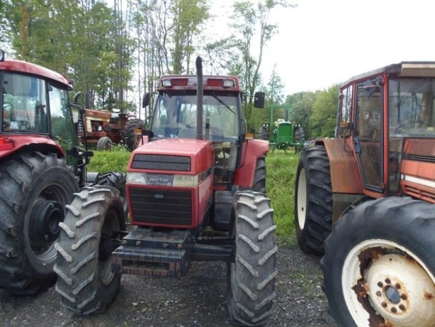 1992 Case IH Tractor - Wheel for sale — view 2