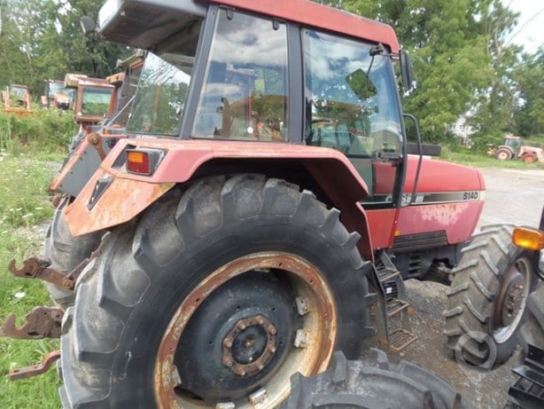 1992 Case IH Tractor - Wheel for sale — view 4