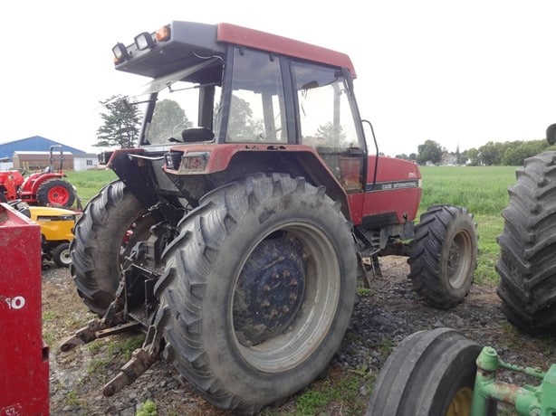 1991 Case IH Tractor - Wheel for sale — view 4