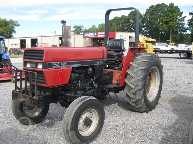 1985 Case IH Tractor - Wheel for sale — view 3