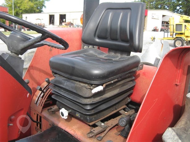1985 Case IH Tractor - Wheel for sale — view 4