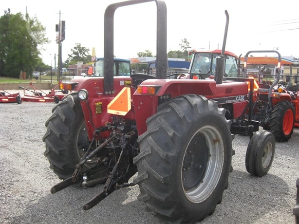 1985 Case IH Tractor - Wheel for sale — view 5