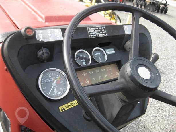1985 Case IH Tractor - Wheel for sale — view 5