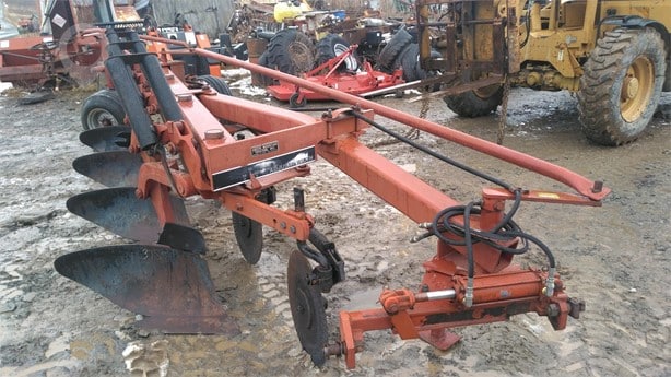 Case IH Tillage - Plough for sale — view 3